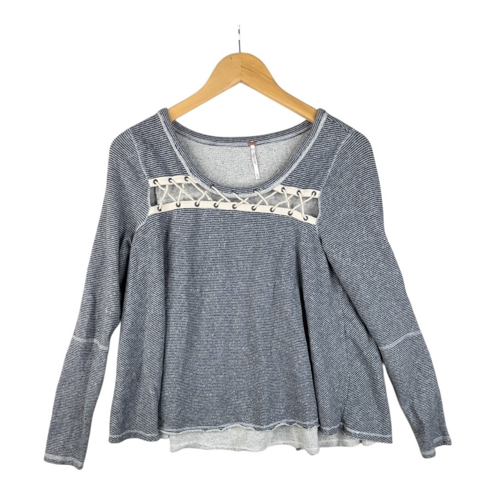 Free People Striped Lacey Love Pullover Sweater size XS Blue/White
